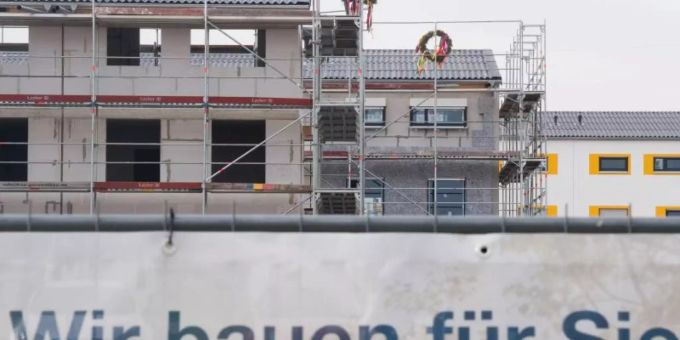 In Gross- und Universitätsstädten deckt der Neubau nicht den Bedarf am Wohnungsmarkt. Foto: Julian Stratenschulte In Gross- und Universitätsstädten deckt der Neubau nicht den Bedarf am Wohnungsmarkt. Foto: Julian Stratenschulte