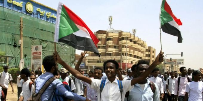 Schüler demonstrieren am Dienstag in Khartum Sudan