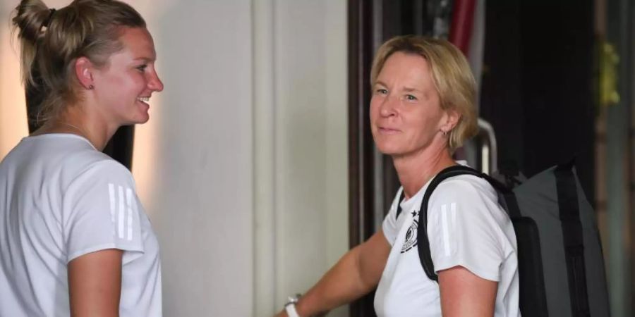 Nehmen nach der WM den Betrieb wieder auf: Bundestrainerin Martina Voss-Tecklenburg Alexandra Popp. Foto: Arne Dedert