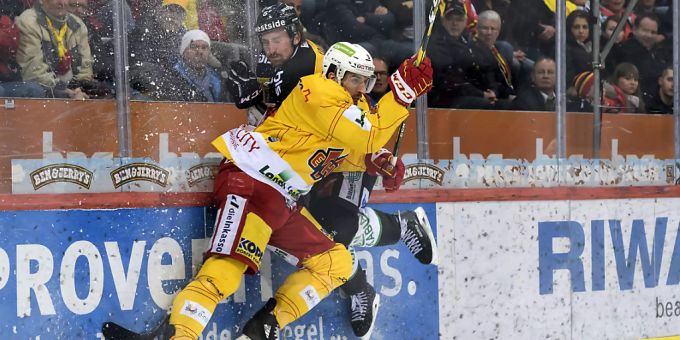 Biels Damien Riat (vorne) kann sich bei den Washington Capitals beweisen Biels Damien Riat (vorne) kann sich bei den Washington Capitals beweisen