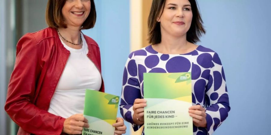 Grüne stellen Konzept für Kindergrundsicherung vor