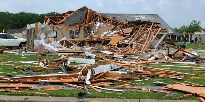 Washington - Mindestens 32 Tote bei Tornados im Süden der USA