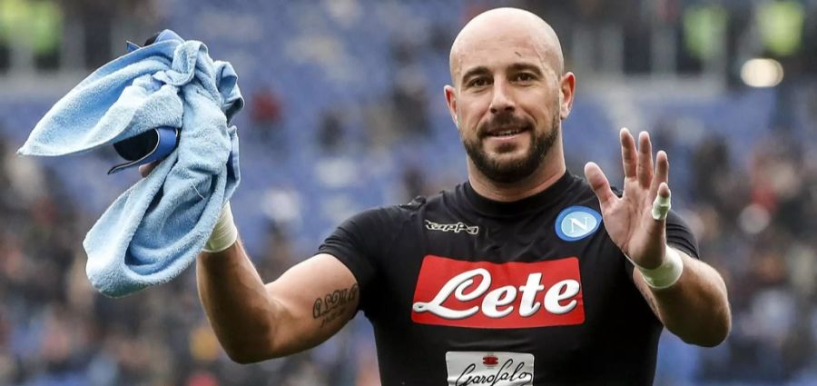 Reina stand auch schon bei Napoli unter Vertrag.