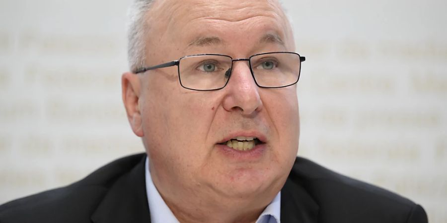 SGB-Präsident Pierre-Yves Maillard warnt vor sozialen und politischen Unruhen, wenn die Löhne für Arbeitnehmende nicht erhöht werden. (Archivbild)