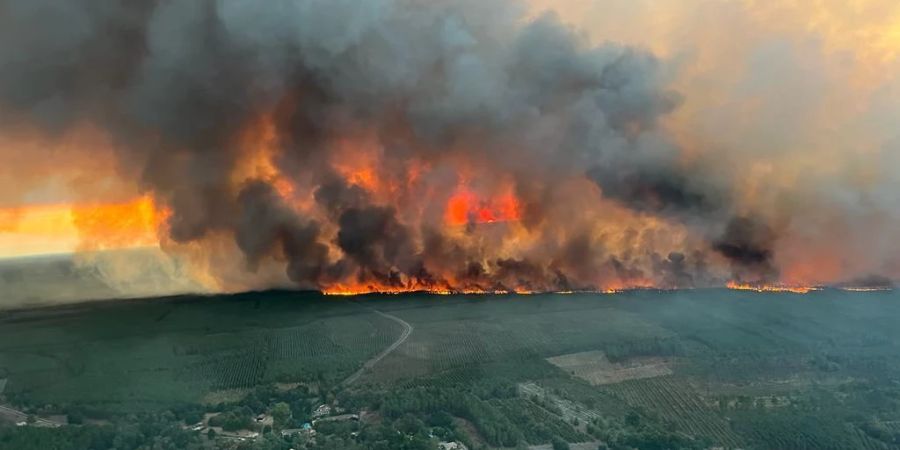 frankreich feuer