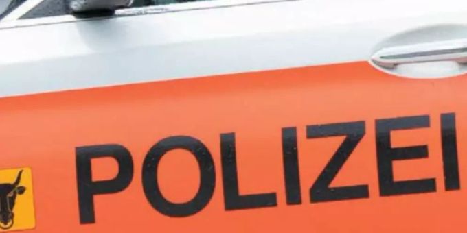 Ein verletzter Motorradlenker bei Verkehrsunfall.