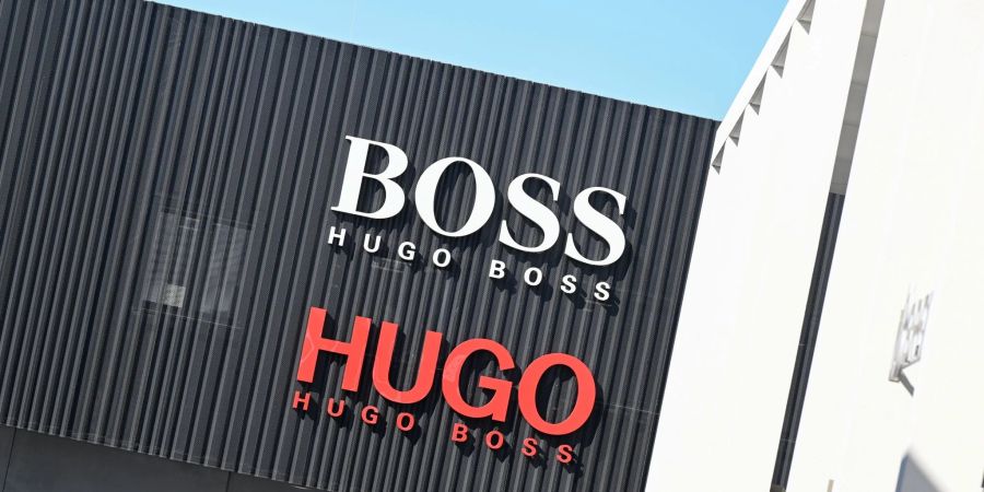 Das Logo des Modekonzerns Hugo Boss: Das Geschäft läuft.