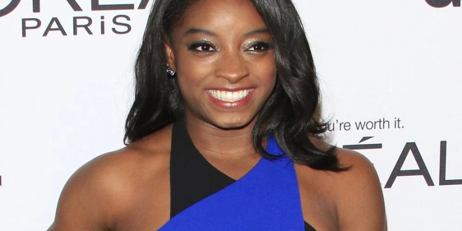 Simone Biles ist eine verheiratete Frau.