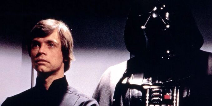 In «Die Rückkehr der Jedi-Ritter» tobt ein Konflikt um die Jedi-Seele von Darth Vader (r.). Die Rückkehr der Jedi-Ritter