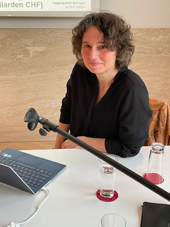 ETH-Professorin Dr. Annalisa Manera bei ihrem Vortrag in Zug ETH-Professorin Dr. Annalisa Manera