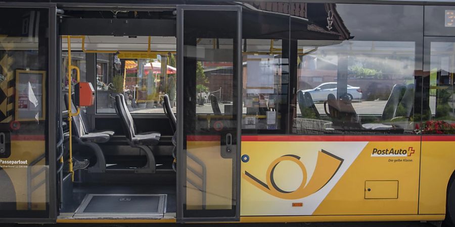 Post durfte Postauto-Führung die Boni blockieren: Postauto in Seelisberg UR. (Archivbild)