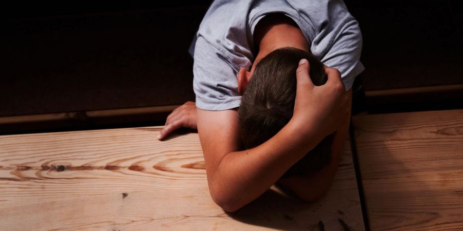 Eine Studie des Uniklinikums Ulm zu Einstellungen zu Körperstrafen und elterlichem Erziehungsverhalten von 2020 zeigte, dass es in Deutschland noch an Bewusstsein für das Thema mangelt. (Symbolbild)