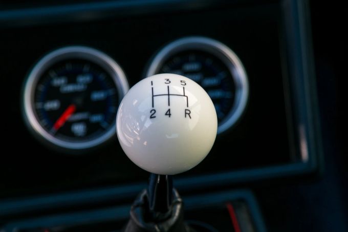 Durch neue Antriebskonzepte wird die Handschaltung überflüssig. Handschaltung Auto