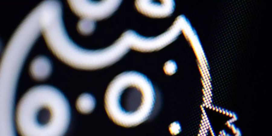 Auf den Seiten von Google und Facebook konnten Cookies wohl nicht so leicht abgelehnt wie angenommen werden. Foto: Lino Mirgeler/dpa/Symbolbild