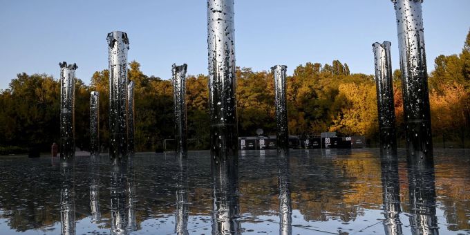 Mahnmal an den "Holocaust mit Kugeln" in der Gedenkstätte Babyn Jar. Mahnmal an den "Holocaust mit Kugeln" in der Gedenkstätte Babyn Jar.