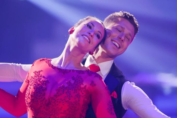 Caroline Bosbach bei ihrem Tanz mit Valentin Lusin. let's dance