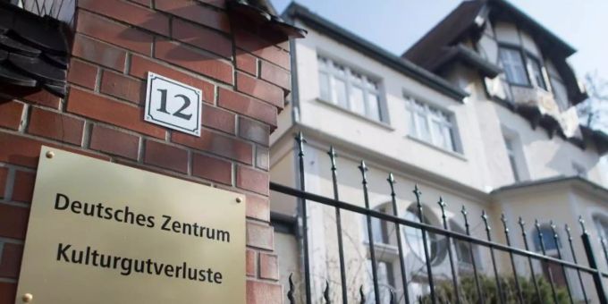 Die Stiftung mit Sitz in Magdeburg fördert die Provenienzforschung zu NS-Raubkunst. Foto: Klaus-Dietmar Gabbert/dpa-Zentralbild/dpa Die Stiftung mit Sitz in Magdeburg fördert die Provenienzforschung zu NS-Raubkunst. Foto: Klaus-Dietmar Gabbert/dpa-Zentralbild/dpa