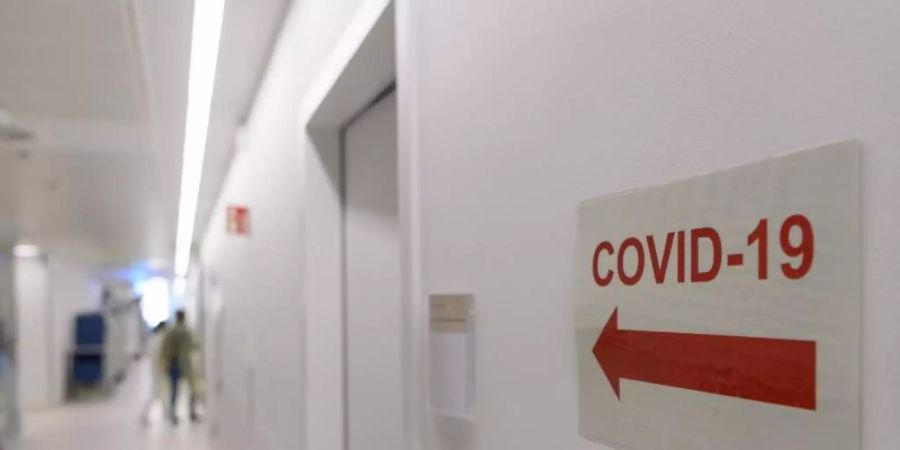 Angesichts steigender Corona-Infektionszahlen wächst abermals die Sorge vor einer Überlastung der Krankenhäuser. Foto: Robert Michael/dpa-Zentralbild/dpa