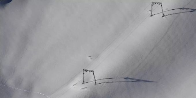 Deutschlands höchstgelegenes Skigebiet an der Zugspitze startet den Wintersportbetrieb. Foto: Angelika Warmuth/dpa Deutschlands höchstgelegenes Skigebiet an der Zugspitze startet den Wintersportbetrieb. Foto: Angelika Warmuth/dpa