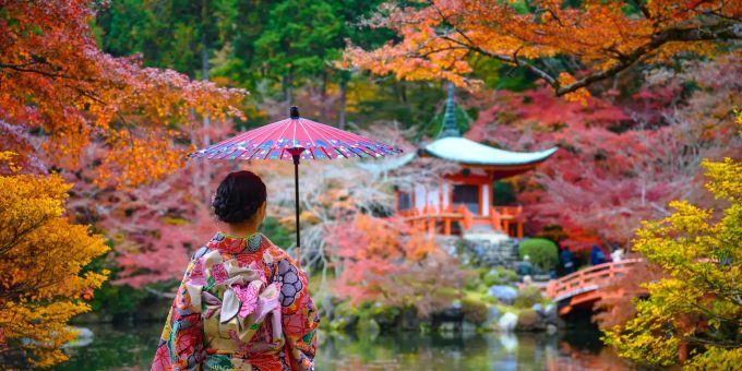 Drehen Sie am Glücksrad und gewinnen Sie zusätzliche wertvolle Meilen mit etwas Glück sogar eine exklusive Reise nach Japan für 2 Personen. SWISS Miles & More