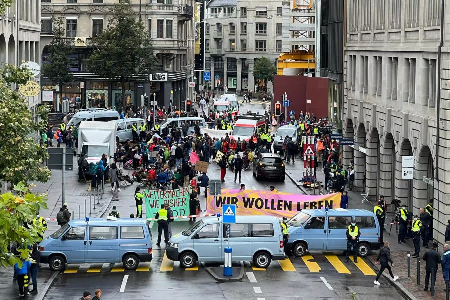 Die Aktion auf der Bahnhofsstrasse.