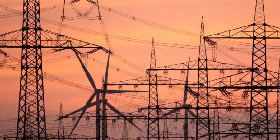 Deutschland zählt weltweit zu den Ländern mit den höchsten Strompreisen. Foto: Federico Gambarini/dpa
