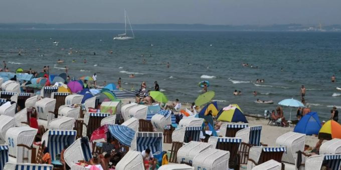 Ostseetouristen auf Rügen Ostseetouristen auf Rügen