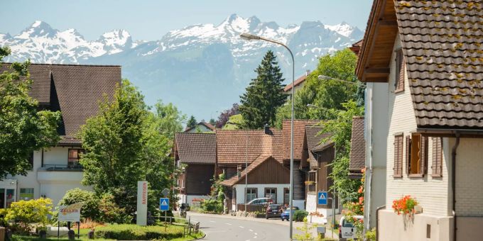 Staatstrasse in der Gemeinde Rüthi (SG). Staatstrasse in der Gemeinde Rüthi (SG).