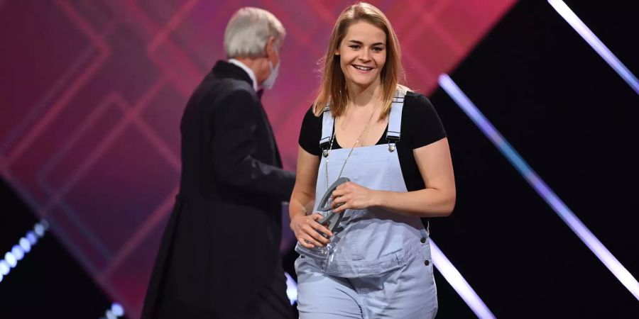 Hazel Brugger, hier beim deutschen Comedypreis, ist schwanger.