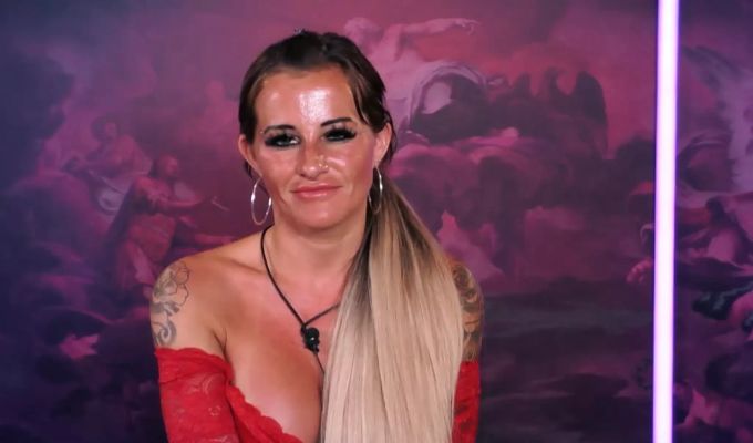«Like Me – I'm Famous»: Juana freut sich über ihren Deal mit Melanie Müller. Like Me – I'm Famous