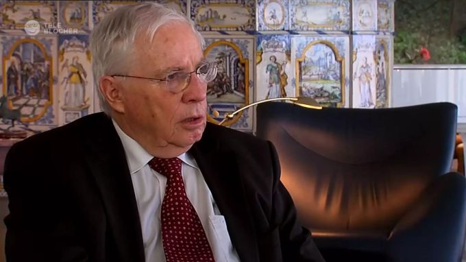 Christoph Blocher nach seinem Sturz 2017. Christoph Blocher Sturz