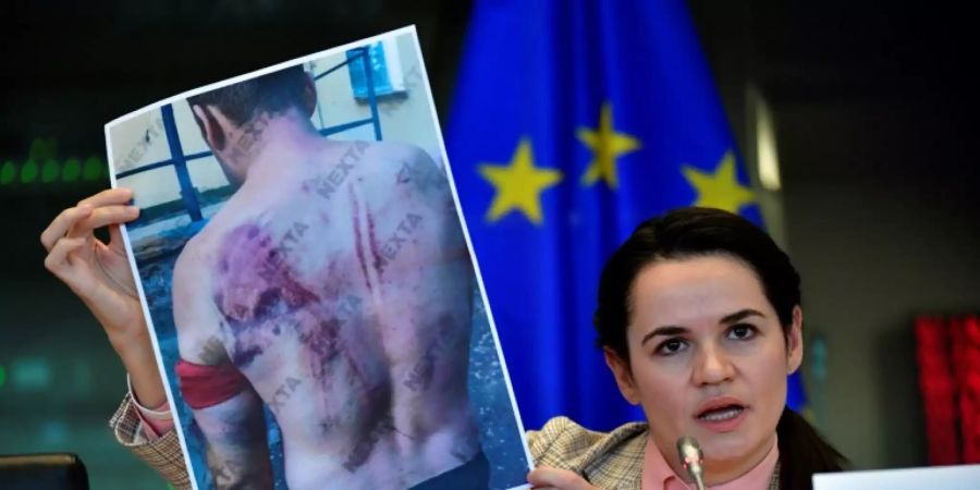 Oppositionsführerin Tichanowskaja im EU-Parlament