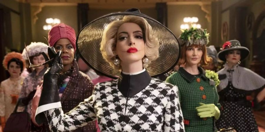 Mit der Hexen-Anführerin (Anne Hathaway) ist nicht zu spassen. Foto: Daniel Smith/Warner Bros./dpa