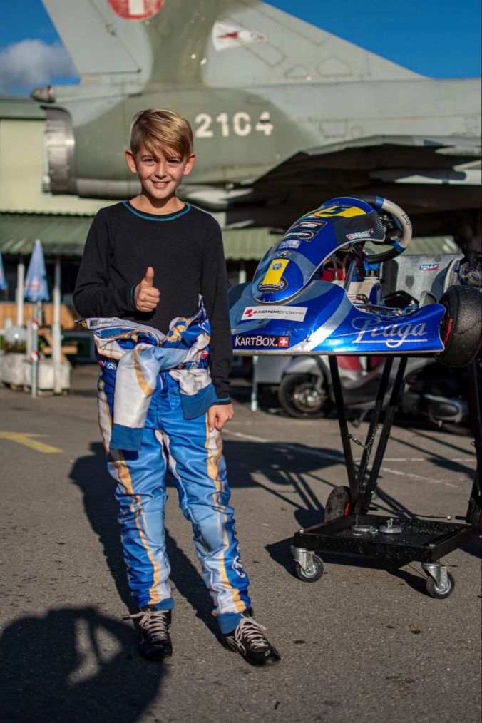 Fahrer Elia Epifanio und sein Kart.