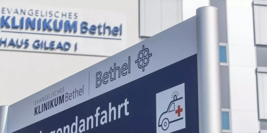 Blick auf das evangelische Klinikum Bethel. Foto: Friso Gentsch/dpa
