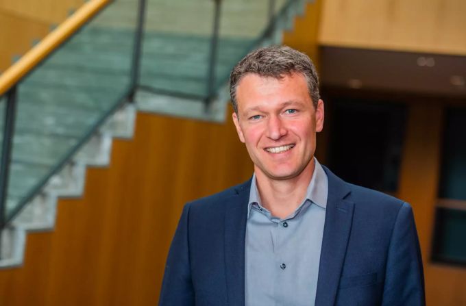 Glanzresultat mit den meisten Stimmen überhaupt: Der bisherige und wiedergewählte Schulpräsident Luca Eberle von der SP. Luca Eberle