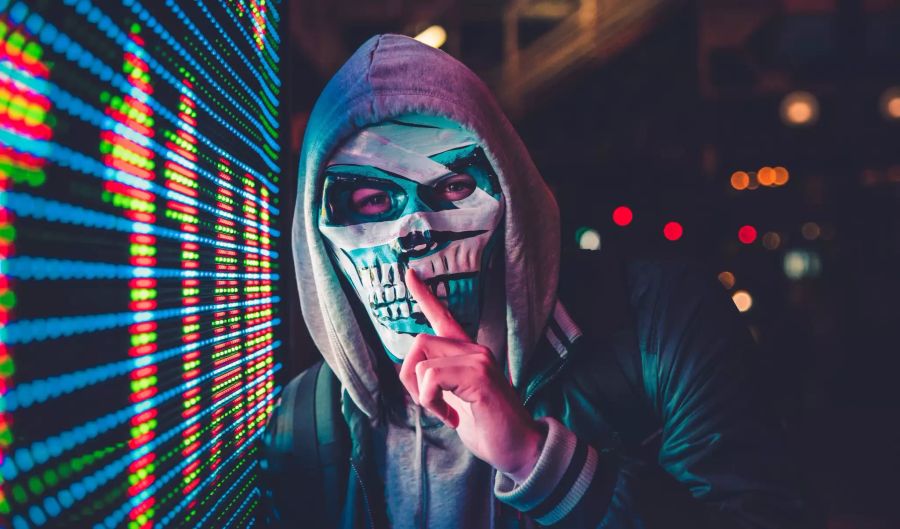 Halloween Maske Spenden Schweiz