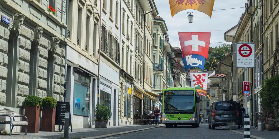 Busdurchfahrt in der Burgdorfer Altstadt.