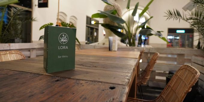 Restaurant LORA - Neapolitanische Pizza und hochklassige Drinks