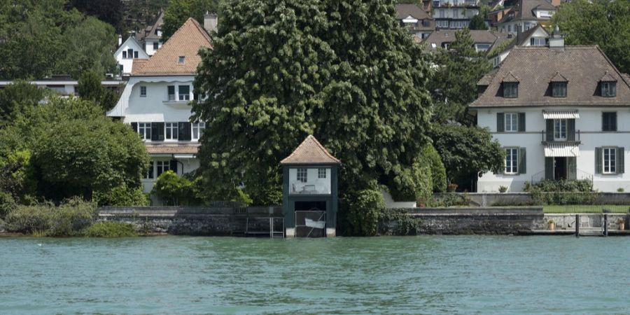 SCHWEIZ ZUERICH WOHNEN ZUERICHSEE