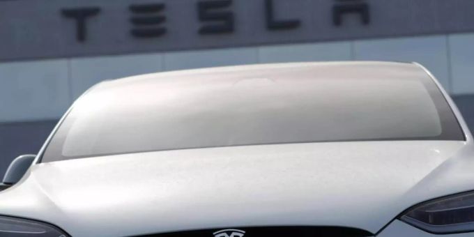 Weil Probleme beim zentralen Eingabebildschirm aufgetreten sind, ruft Tesla ältere Exemplare des Model-S und Model-X zurück. Foto: David Zalubowski/AP/dpa/Archiv Weil Probleme beim zentralen Eingabebildschirm aufgetreten sind, ruft Tesla ältere Exemplare des Model-S und Model-X zurück. Foto: David Zalubowski/AP/dpa/Archiv