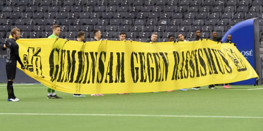 Der BSC Young Boys setzt vor der Partie gegen Zürich bereits zum 25. Mal ein Zeichen gegen Rassismus.