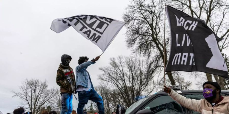 Demonstranten in Brooklyn Center