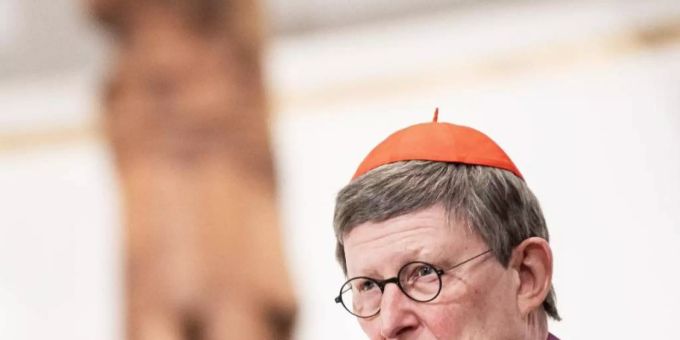 Der Kölner Kardinal Rainer Maria Woelki hat ein Gutachten zum Umgang von Bistumsverantwortlichen mit Vorwürfen des sexuellen Missbrauchs von Kindern gegen Priester in Auftrag gegeben, hält es aber unter Verschluss. Foto: Marcel Kusch/dpa Der Kölner Kardinal Rainer Maria Woelki hat ein Gutachten zum Umgang von Bistumsverantwortlichen mit Vorwürfen des sexuellen Missbrauchs von Kindern gegen Priester in Auftrag gegeben, hält es aber unter Verschluss. Foto: Marcel Kusch/dpa