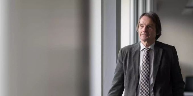 Dietrich Munz: «Die Selbstheilungskräfte scheinen bei vielen allmählich erschöpft zu sein.». Foto: Marijan Murat/dpa Dietrich Munz: «Die Selbstheilungskräfte scheinen bei vielen allmählich erschöpft zu sein.». Foto: Marijan Murat/dpa