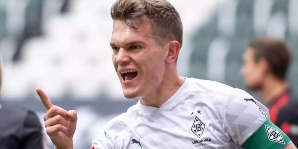 Matthias Ginter Kehrt Zum Sc Feiburg Zurück 