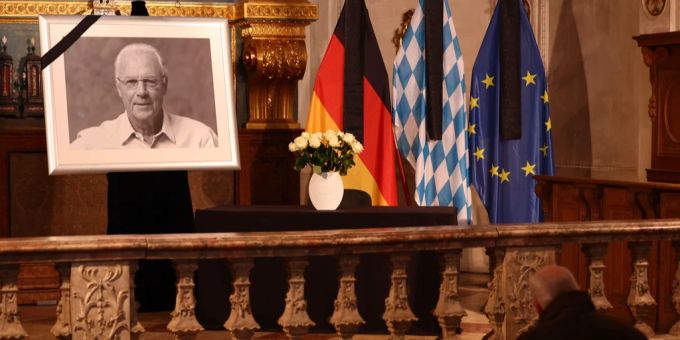 Franz Beckenbauer ist im Alter von 78 Jahren verstorben. Franz Beckenbauer