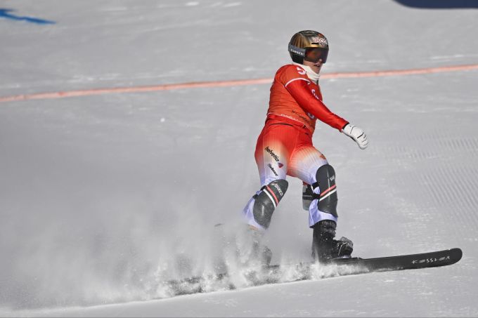 Julie Zogg kommt in Scuol nicht auf Touren. snowboard