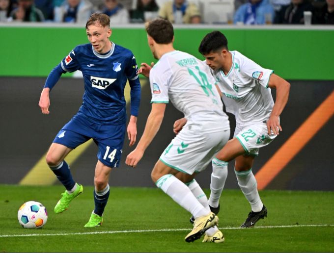Maxi Beier ist der Mann des Spiels beim Duell TSG 1899 Hoffenheim vs. Werder Bremen. TSG 1899 Hoffenheim