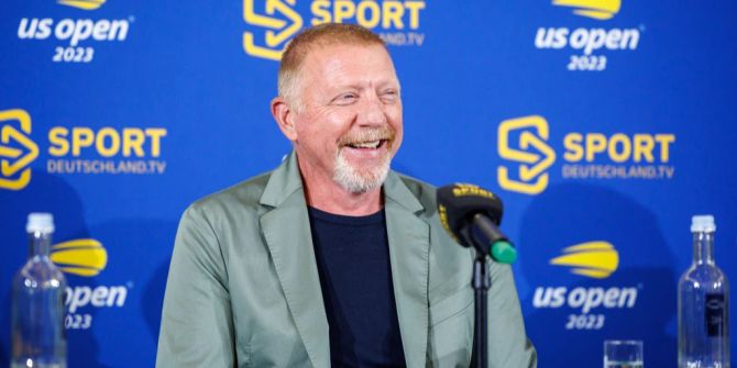 Boris Becker blauer Hintergrund